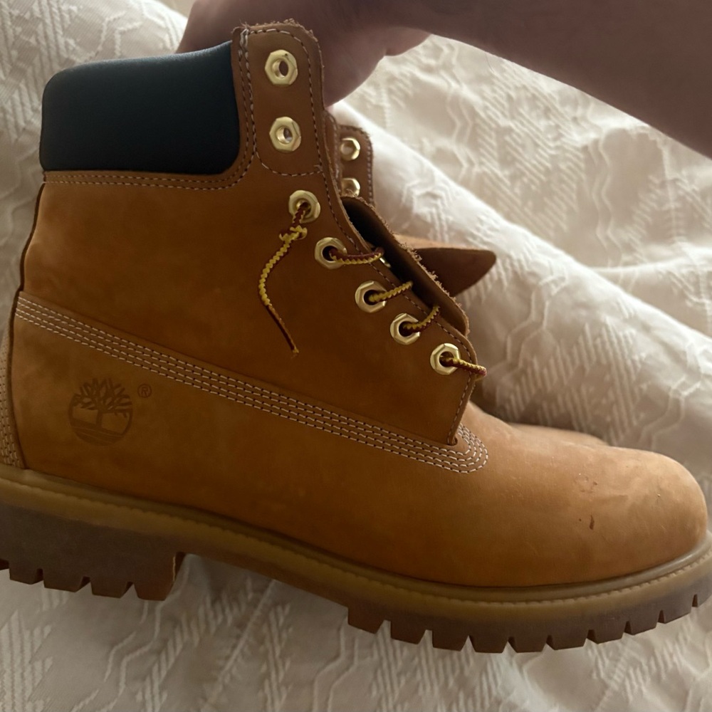 Timberland Classic Brown Boots with Gold Accents